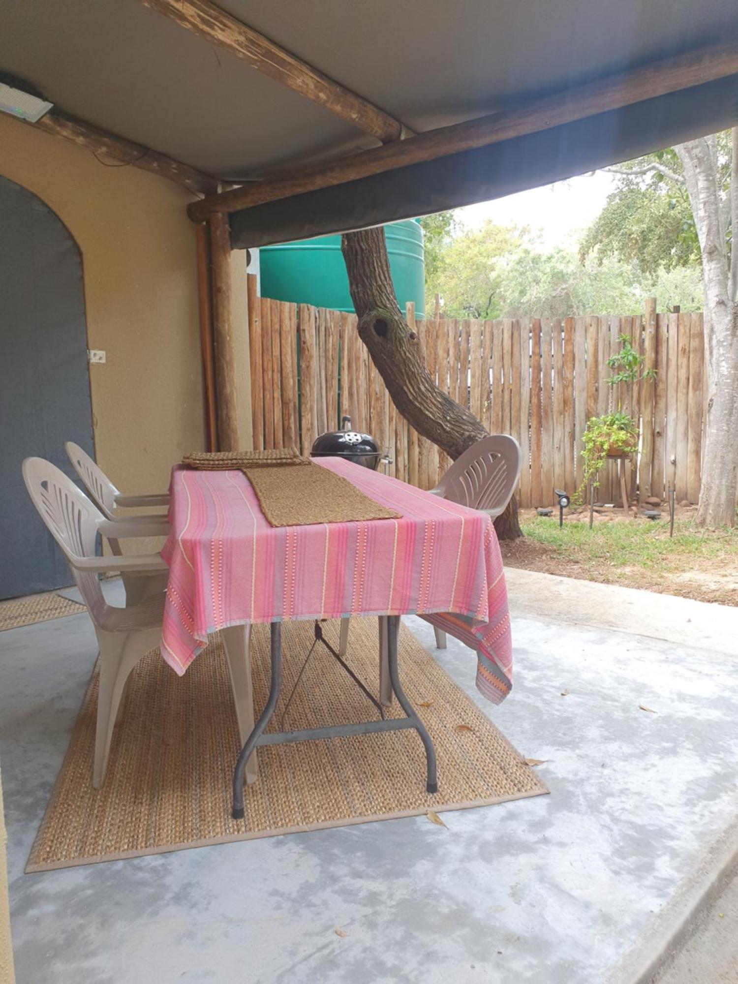Gecko Cottages Hectorspruit Exterior photo